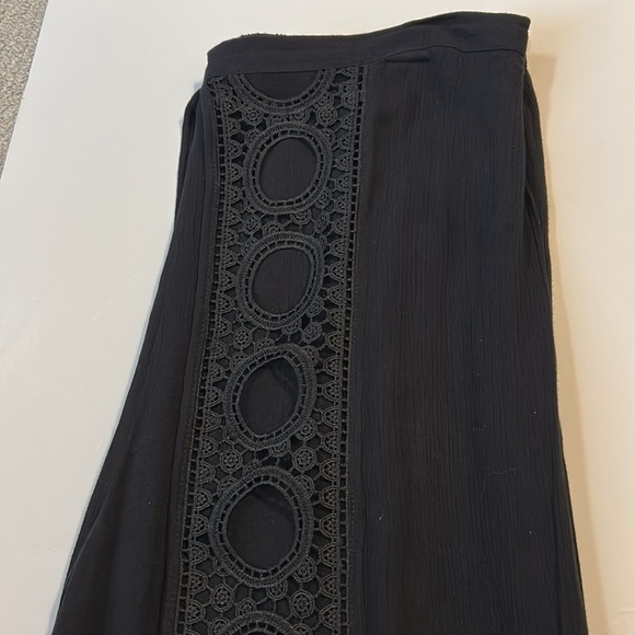 Wide leg Black pants from Earthbound size Large - Picture 5 of 6